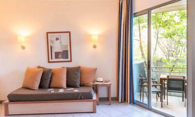 Rouret Apartment | 2 Zimmer 4 Personen