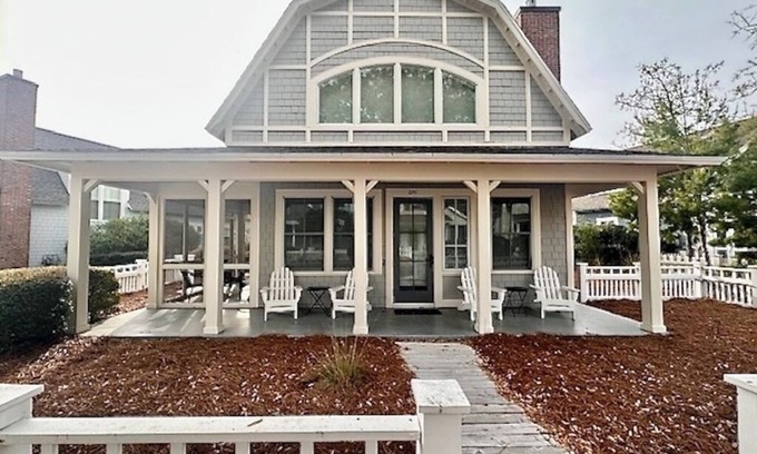 WaterSound Beach Cottage | 20 % Discount.PRISTINE Watersound Beach Cottage PRIVATE BEACH and GOLF CART