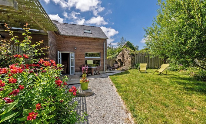 Goulven Cottage | -20% from 23.08-06.09(-400€ for this period). Like in a country cottage.