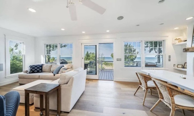Miami Park House | 20% OFF REMAINING 2025 DATES