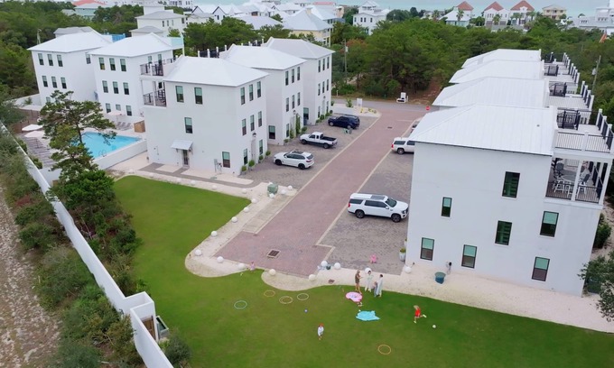 Inlet Beach House | 20 Spinnaker Lane - Grove at Inlet Beach
