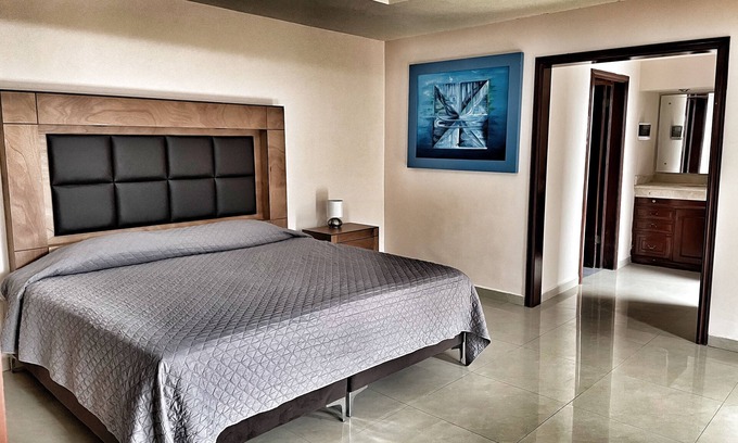 Torreon House | 20, Suite for 4 People