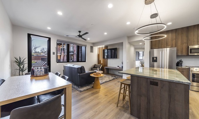 Zion National Park South Entrance Villa | 200 LaFave-Luxury Villa at Zion: Cathedral Mountain