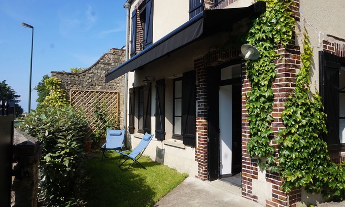 Saint-Laurent-sur-Mer House | 200 m from the sea - Holiday house in Normandy