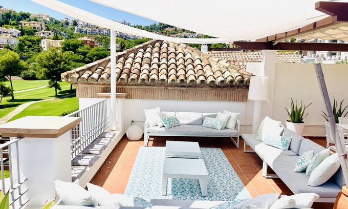 Benahavis Apartment | 200 m² Apartment ∙ 3 bedrooms ∙ 6 guests