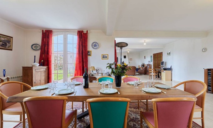 Fontenay-le-Pesnel House | 200 m² House ∙ 1 bedroom ∙ 8 guests