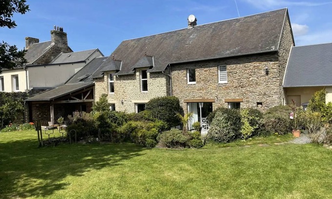 Cerisy-la-Foret House | 200 m² House ∙ 5 bedrooms ∙ 10 guests