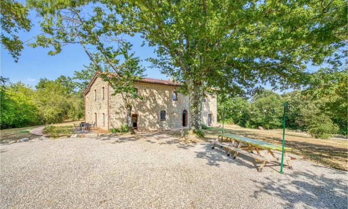 Massa Marittima House | 200 m² House ∙ 5 bedrooms ∙ 14 guests