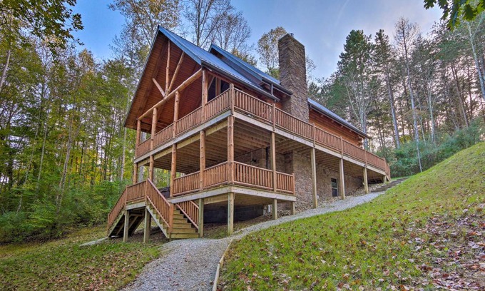 Logan House | 200 m² House ∙ 2 bedrooms ∙ 8 guests
