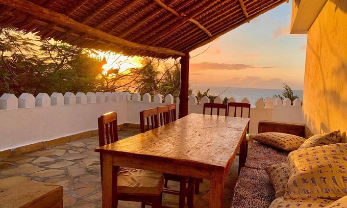 Msambweni House | 200 m² House ∙ 3 bedrooms ∙ 5 guests