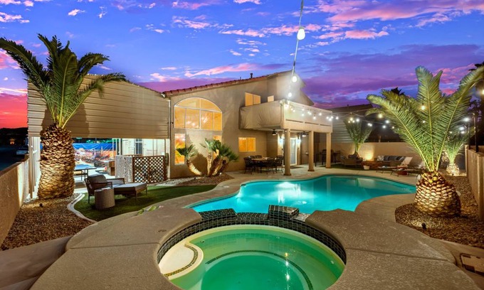Foothills House | 200 m² House ∙ 4 bedrooms ∙ 8 guests