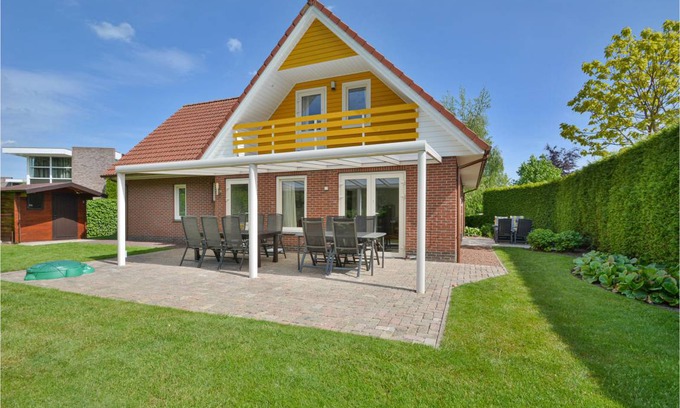 Zeewolde House | 200 m² House ∙ 4 bedrooms ∙ 8 guests
