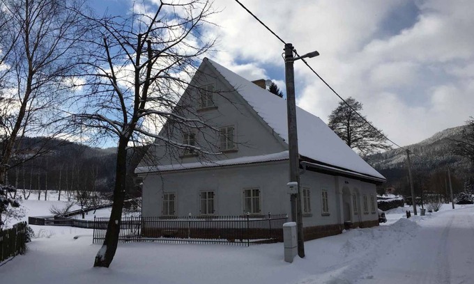 Bozanov House | 200 m² House ∙ 4 bedrooms ∙ 10 guests
