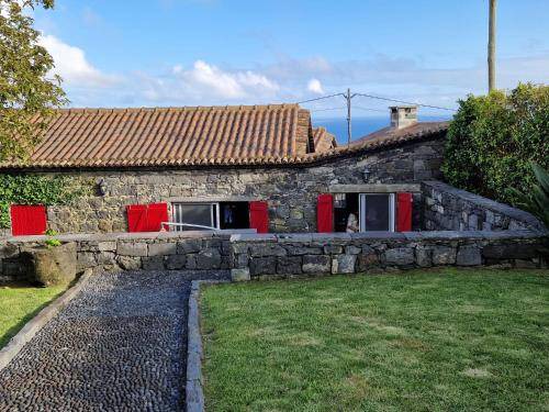 Vila Franca do Campo House | 200 m² House ∙ 4 bedrooms ∙ 9 guests