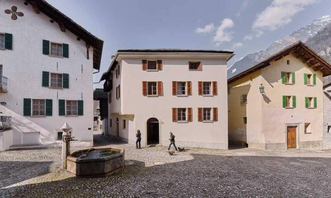 Promontogno House | 200 m² House ∙ 5 bedrooms ∙ 9 guests