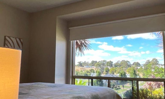 Mount Gambier House | 200 m² House ∙ 3 bedrooms ∙ 6 guests
