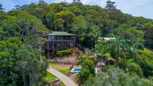 Doonan Cabin | 200 m² Lodge ∙ 4 bedrooms ∙ 10 guests