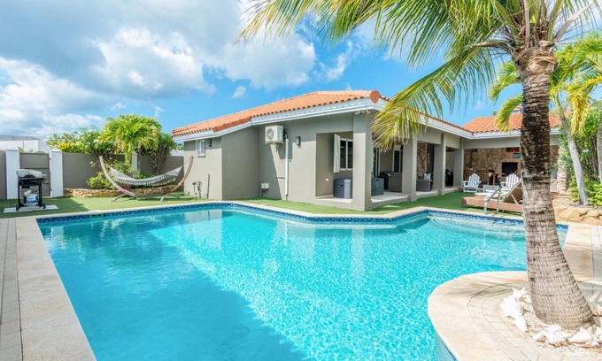 Washington Villa | 200 m² Villa ∙ 3 bedrooms ∙ 6 guests