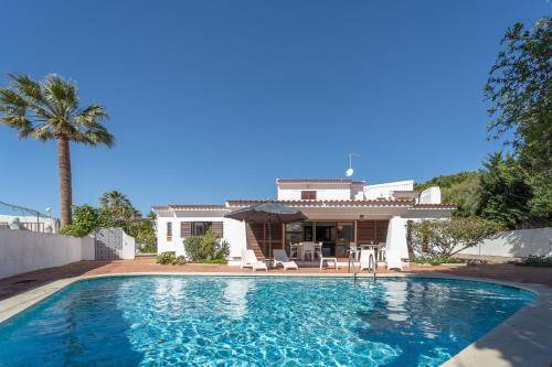 Santa Eulalia Villa | 200 m² Villa ∙ 3 bedrooms ∙ 6 guests