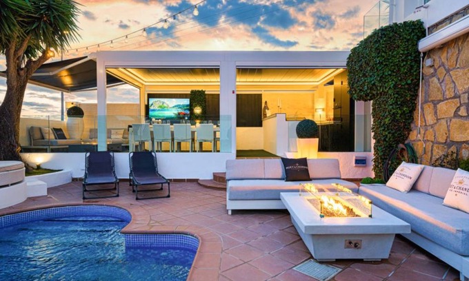 L'Alfas del Pi Villa | 200 m² Villa ∙ 4 bedrooms ∙ 10 guests