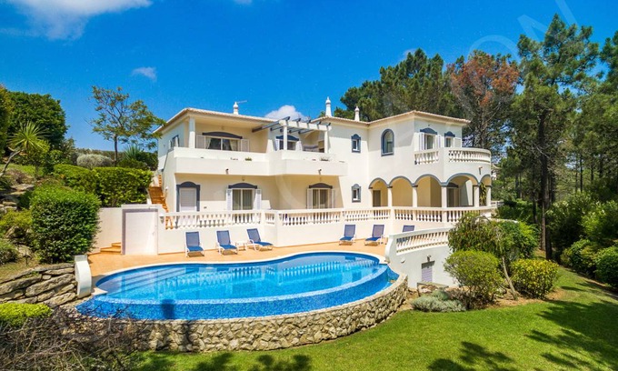 Budens Villa | 200 m² Villa ∙ 4 bedrooms ∙ 8 guests