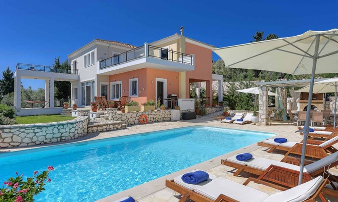 Lygia Villa | 200 m² Villa ∙ 4 bedrooms ∙ 8 guests