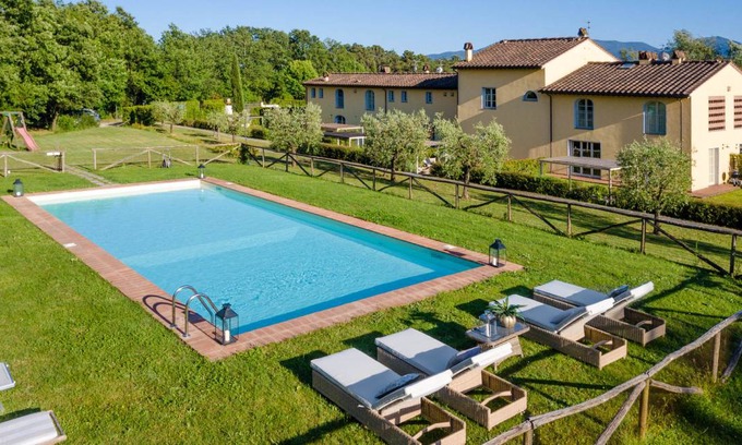 Lucca Villa | 200 m² Villa ∙ 4 bedrooms ∙ 8 guests