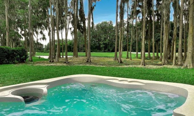Saddlebrook Villa | 200 m² Villa ∙ 6 bedrooms ∙ 16 guests