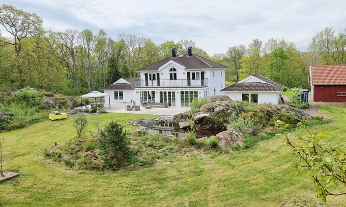 Vallda House | 200 m² House ∙ 4 bedrooms ∙ 7 guests