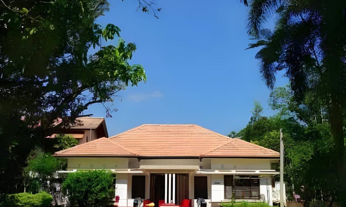 Unawatuna House | 2000 m² House ∙ 5 bedrooms ∙ 10 guests