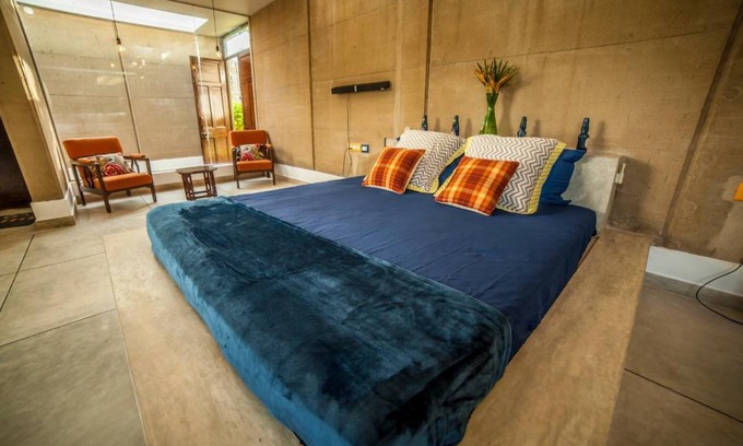 Auroville Villa | 2000 m² Villa ∙ 3 bedrooms ∙ 10 guests