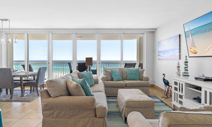 Fort Walton Beach - Destin Condo | 2000 Sq Feet, Large Balcony, Gulf Front, Free Parasailing