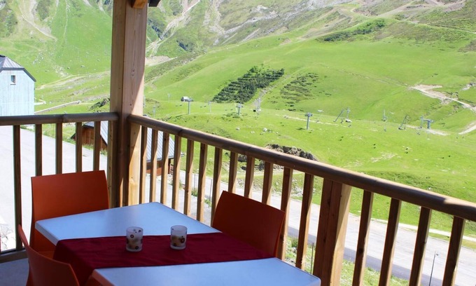 La Mongie Apartment | 200m from shops, view ski slopes, swimming pool, terrace, parking, tv, ski locker, 49m²