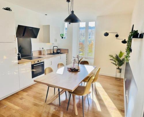 Belfort Apartment | 201 - Appartement confortable face à la Maison du Peuple