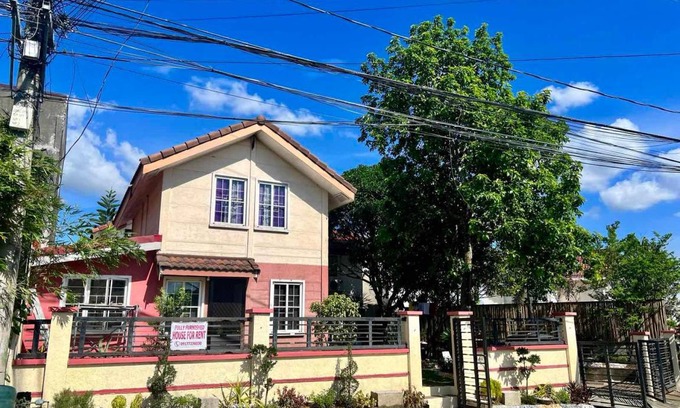 Dasmarinas House | 201 m² House ∙ 3 bedrooms ∙ 6 guests