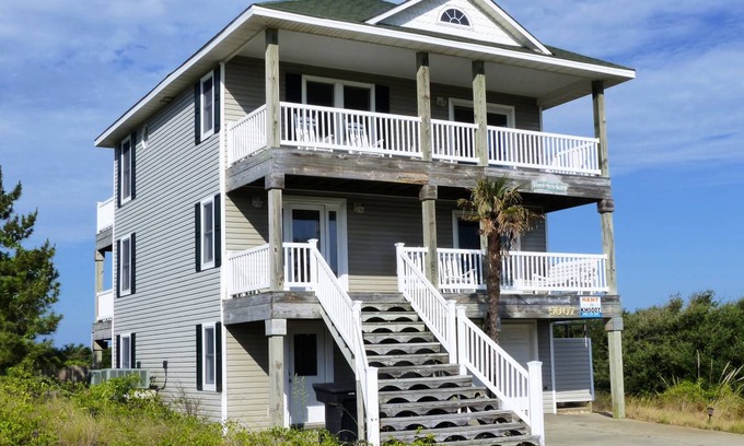 Sea Scape House | 201 m² House ∙ 4 bedrooms ∙ 8 guests