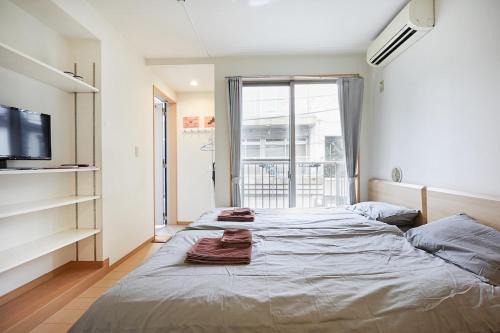 Nishi-Shinjuku Apartment | 201 Nishi-Shinjuku-Gochome Station 5 minutes on foot