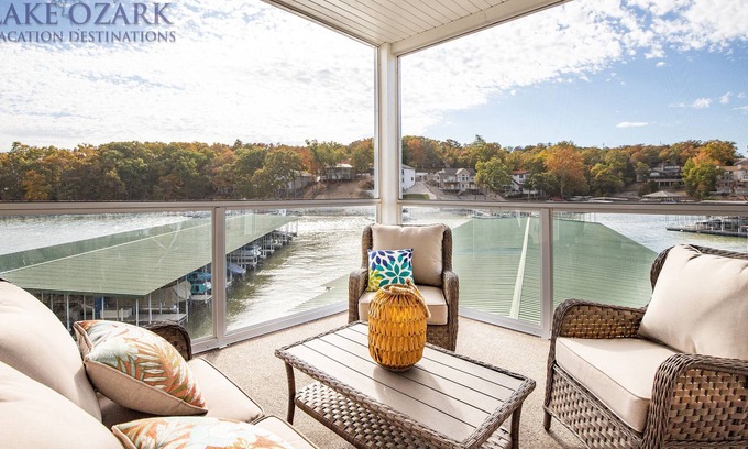 Lake Ozark Condo | *2019 Built Emerald Bay Lakefront! 3-step Entry, Screened-Deck, 12x36' Boat Slip