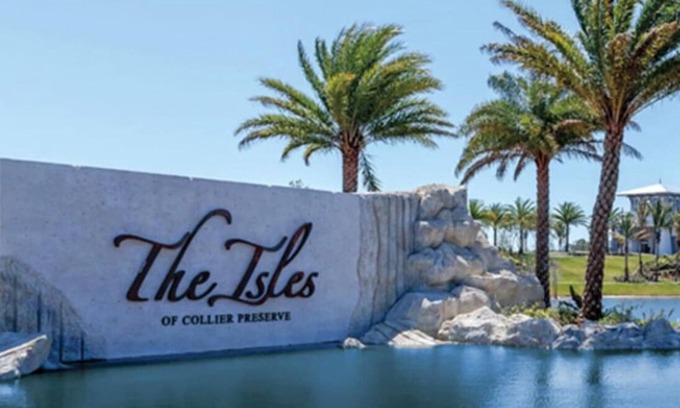Naples Cottage | 2026 Snowbird Paradise, Isles of Collier Preserve, Bundle & Save Dec-April 2026