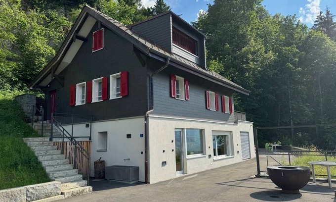 Flueeli-Ranft House | 203 m² House ∙ 6 bedrooms ∙ 20 guests