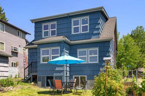 Phinney Ridge House | 203 m² House ∙ 4 bedrooms ∙ 8 guests
