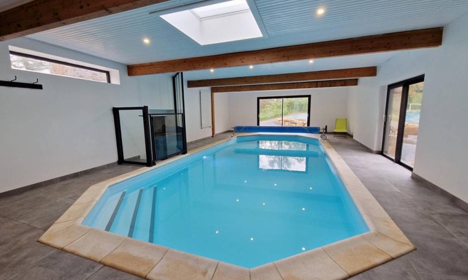 Guern House | 205 m² Gîte ∙ 3 bedrooms ∙ 6 guests