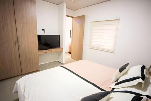 Granada Apartment | (206) Loft Moderno En Granada