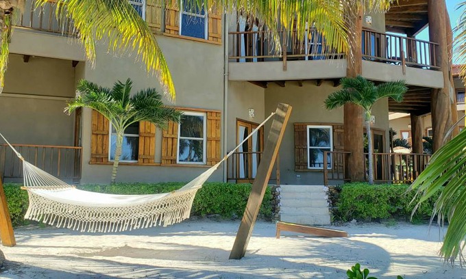 San Pedro Condo | 207 m² Condo ∙ 3 bedrooms ∙ 6 guests