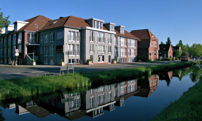 Rhauderfehn Apartment | 209, first floor, balcony - Apartmenthaus Fehnferien, 95100