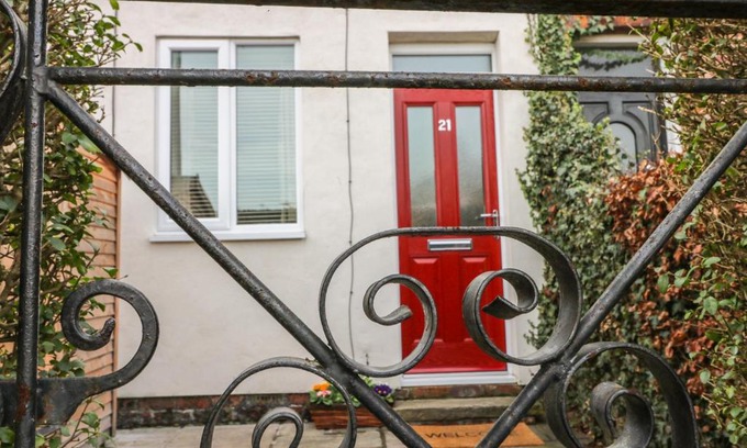Beverley House | 21 Wellington Road
