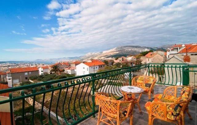 Mravince House | 210 m² House ∙ 3 bedrooms ∙ 6 guests