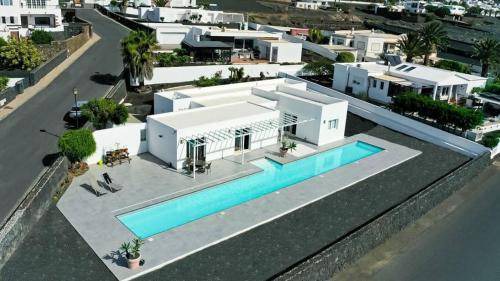 Conil House | 210 m² House ∙ 4 bedrooms ∙ 8 guests