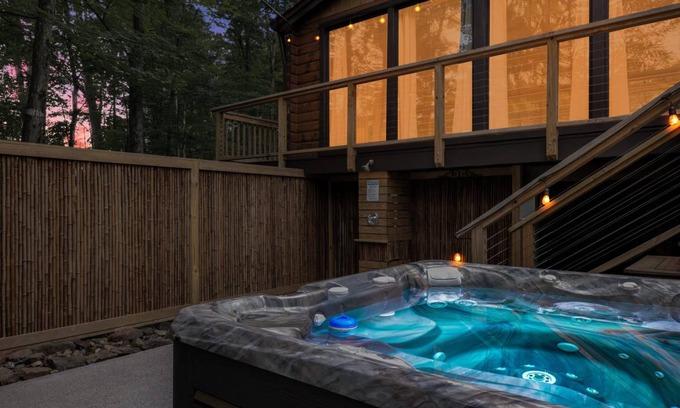 Berkeley Springs Cabin | 211 m² Cabin ∙ 5 bedrooms ∙ 14 guests