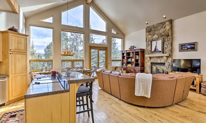 Warrior's Mark West House | 212 m² House ∙ 4 bedrooms ∙ 10 guests